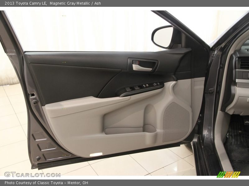 Magnetic Gray Metallic / Ash 2013 Toyota Camry LE