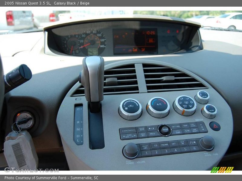 Galaxy Black / Beige 2005 Nissan Quest 3.5 SL