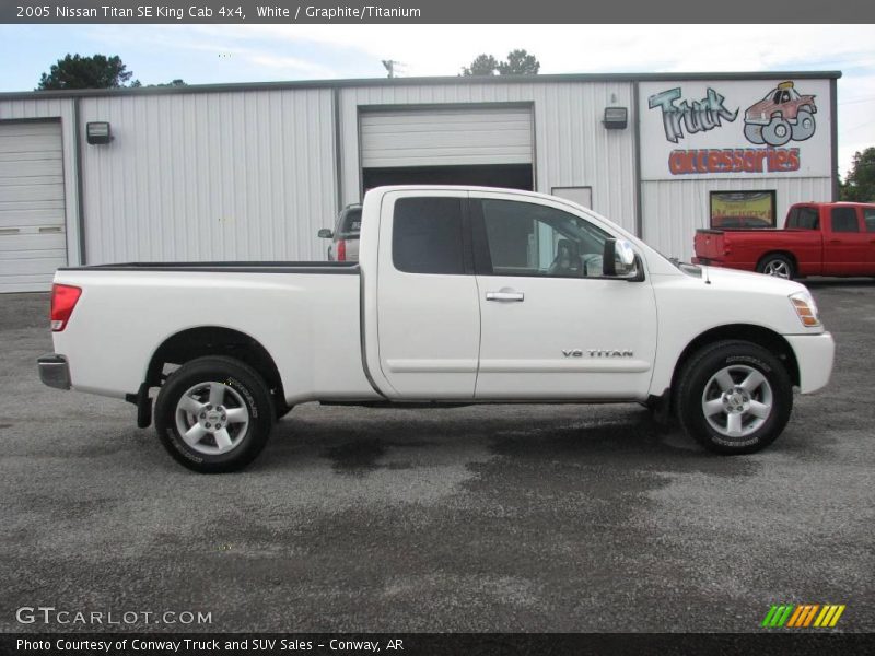 White / Graphite/Titanium 2005 Nissan Titan SE King Cab 4x4