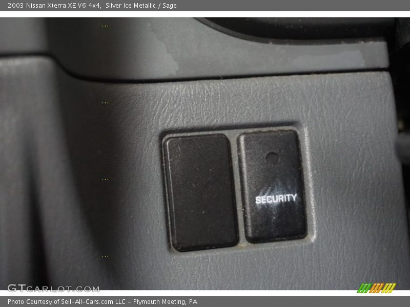 Silver Ice Metallic / Sage 2003 Nissan Xterra XE V6 4x4