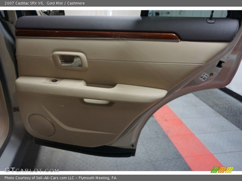 Gold Mist / Cashmere 2007 Cadillac SRX V6