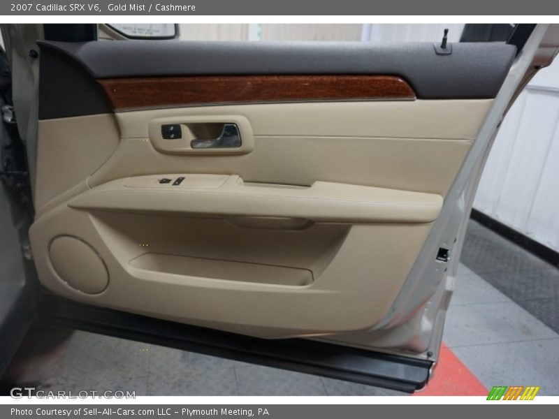Gold Mist / Cashmere 2007 Cadillac SRX V6