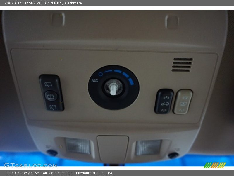 Gold Mist / Cashmere 2007 Cadillac SRX V6