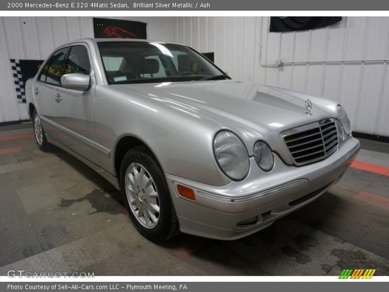 Brilliant Silver Metallic / Ash 2000 Mercedes-Benz E 320 4Matic Sedan