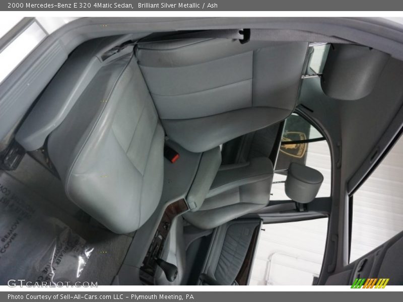 Brilliant Silver Metallic / Ash 2000 Mercedes-Benz E 320 4Matic Sedan