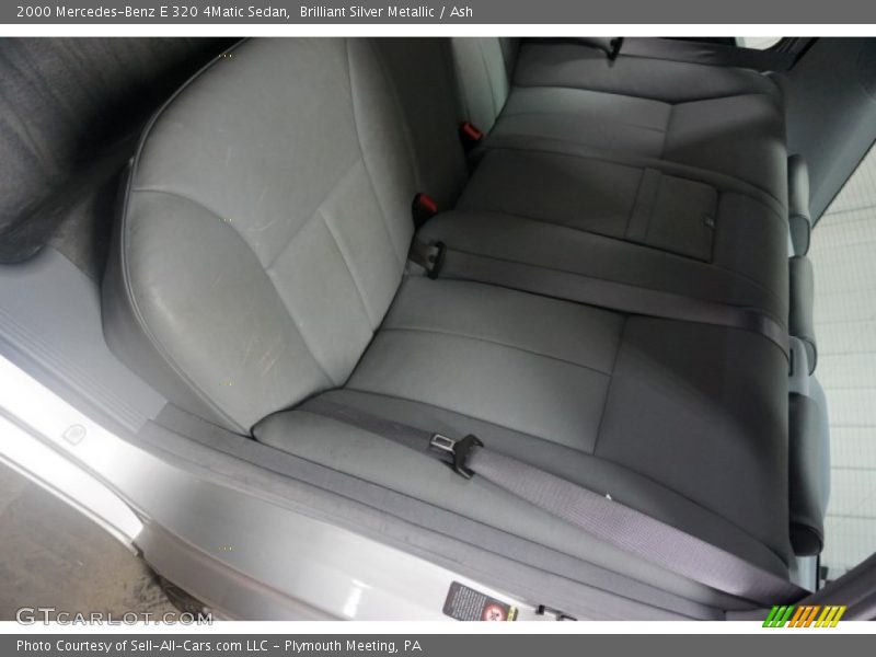 Brilliant Silver Metallic / Ash 2000 Mercedes-Benz E 320 4Matic Sedan