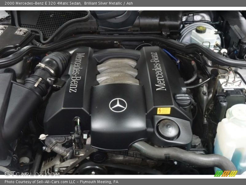 Brilliant Silver Metallic / Ash 2000 Mercedes-Benz E 320 4Matic Sedan