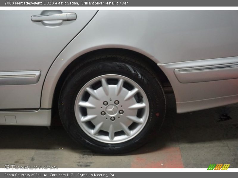 Brilliant Silver Metallic / Ash 2000 Mercedes-Benz E 320 4Matic Sedan