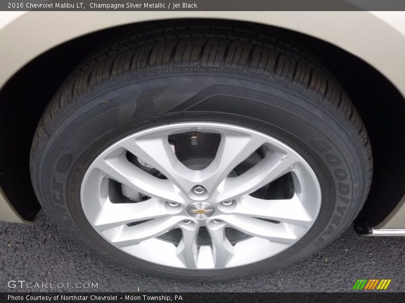 Champagne Silver Metallic / Jet Black 2016 Chevrolet Malibu LT