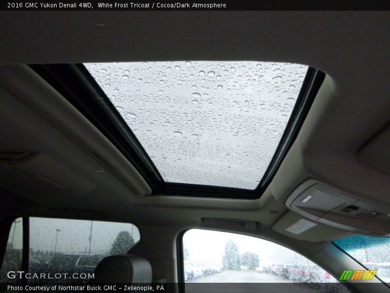 White Frost Tricoat / Cocoa/Dark Atmosphere 2016 GMC Yukon Denali 4WD