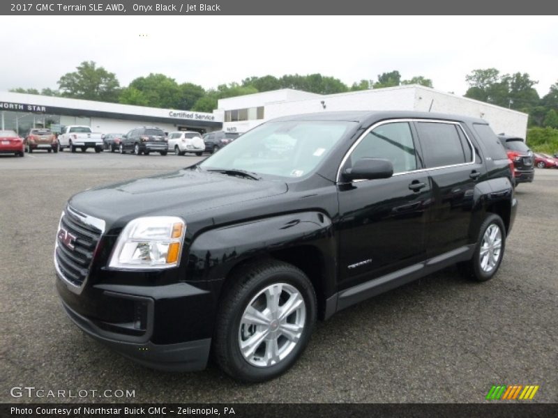 Front 3/4 View of 2017 Terrain SLE AWD