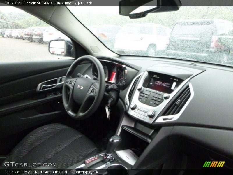Onyx Black / Jet Black 2017 GMC Terrain SLE AWD