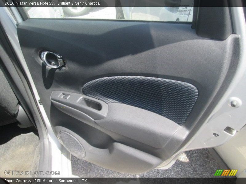Brilliant Silver / Charcoal 2016 Nissan Versa Note SV