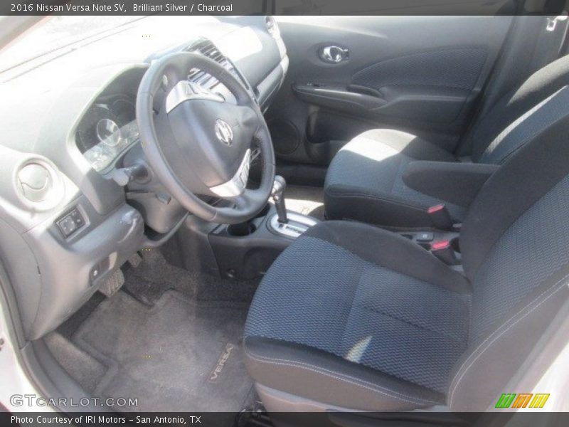 Brilliant Silver / Charcoal 2016 Nissan Versa Note SV