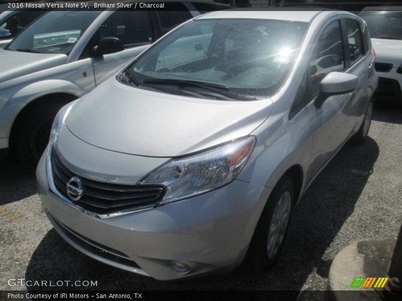 Brilliant Silver / Charcoal 2016 Nissan Versa Note SV