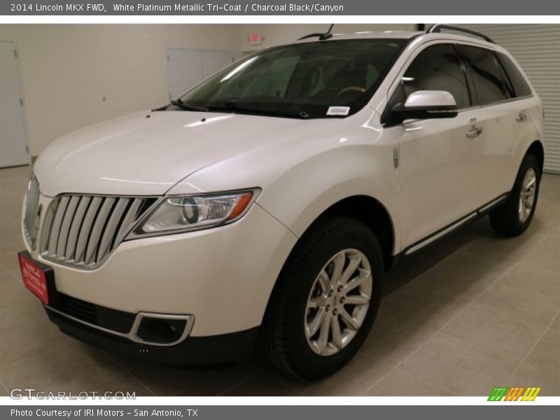 White Platinum Metallic Tri-Coat / Charcoal Black/Canyon 2014 Lincoln MKX FWD