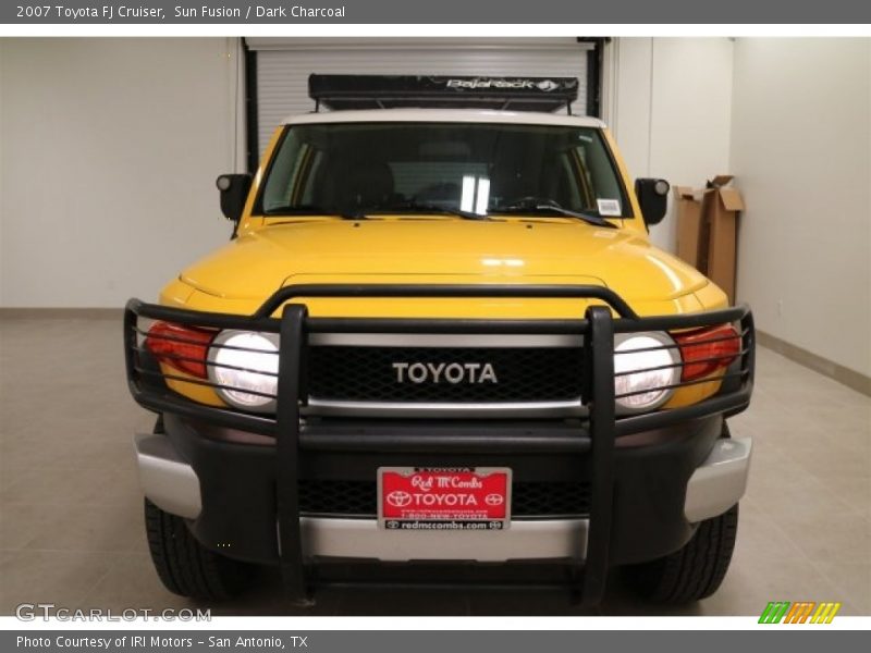 Sun Fusion / Dark Charcoal 2007 Toyota FJ Cruiser