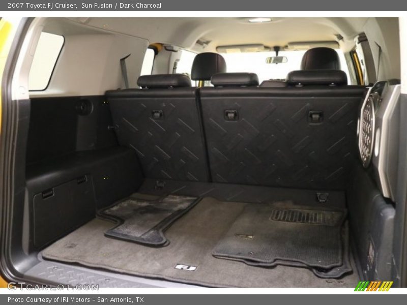 Sun Fusion / Dark Charcoal 2007 Toyota FJ Cruiser