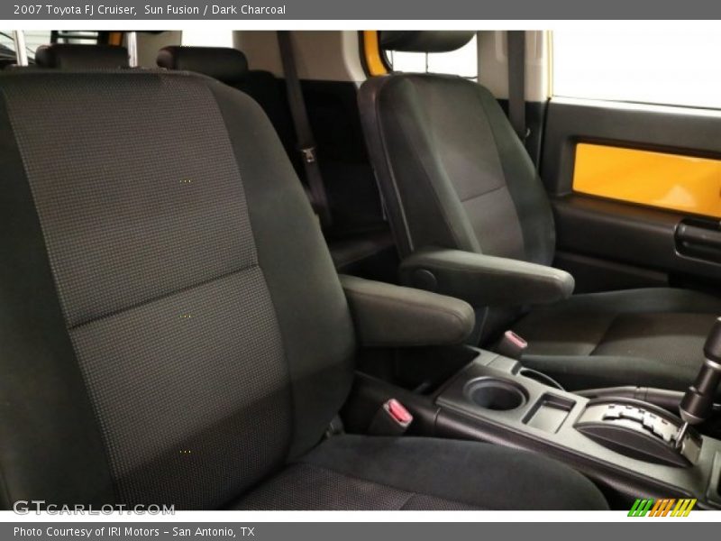 Sun Fusion / Dark Charcoal 2007 Toyota FJ Cruiser