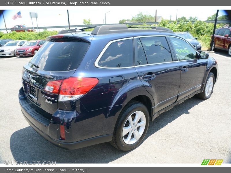 Deep Indigo Pearl / Ivory 2014 Subaru Outback 2.5i Premium
