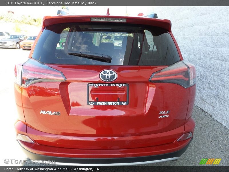 Barcelona Red Metallic / Black 2016 Toyota RAV4 XLE