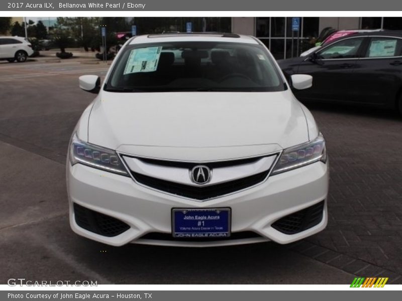 Bellanova White Pearl / Ebony 2017 Acura ILX