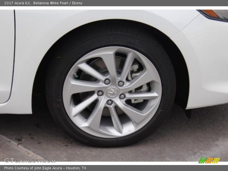 Bellanova White Pearl / Ebony 2017 Acura ILX