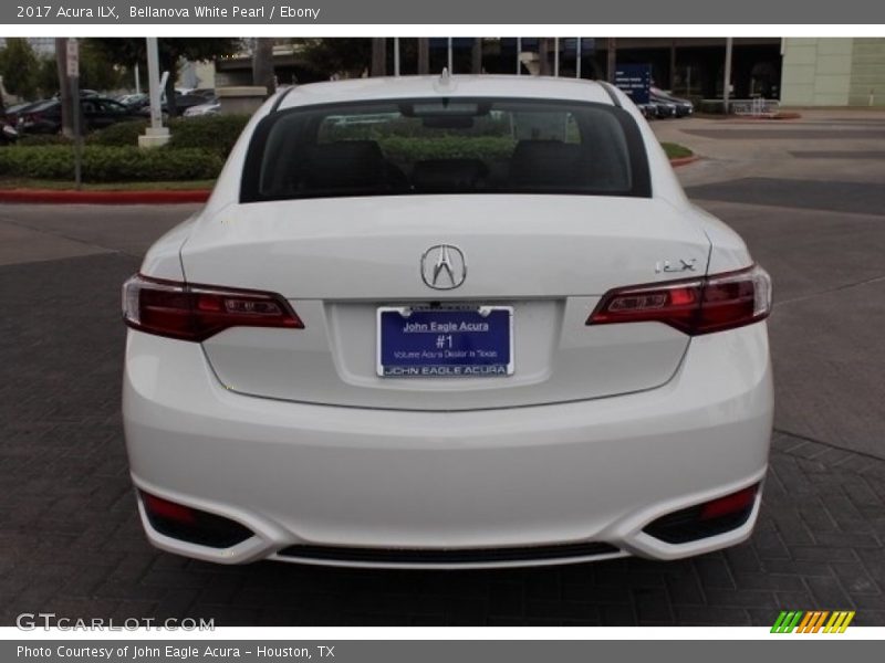 Bellanova White Pearl / Ebony 2017 Acura ILX
