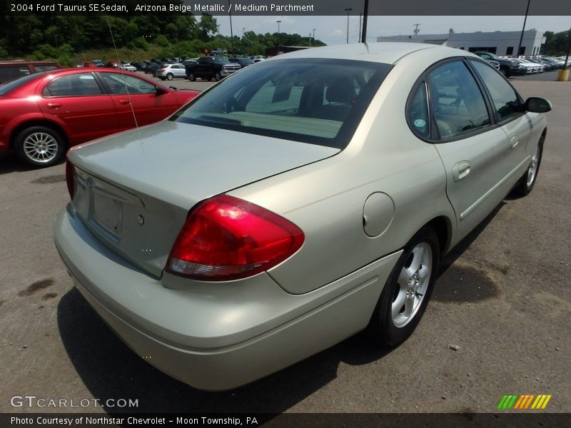 Arizona Beige Metallic / Medium Parchment 2004 Ford Taurus SE Sedan