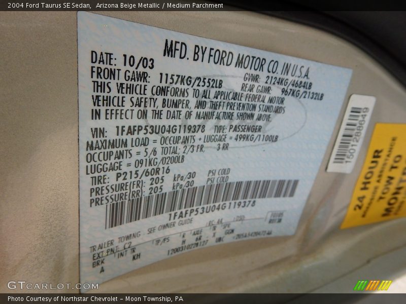 Arizona Beige Metallic / Medium Parchment 2004 Ford Taurus SE Sedan