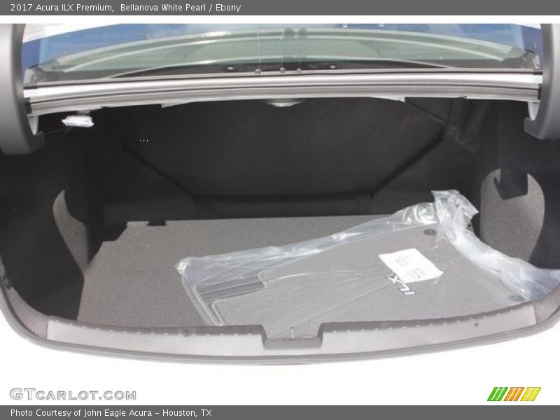 Bellanova White Pearl / Ebony 2017 Acura ILX Premium