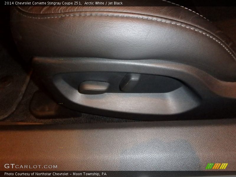 Arctic White / Jet Black 2014 Chevrolet Corvette Stingray Coupe Z51