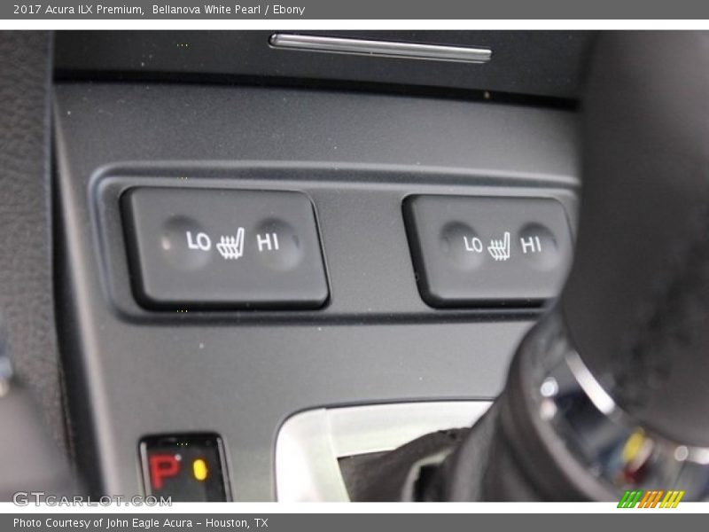 Bellanova White Pearl / Ebony 2017 Acura ILX Premium
