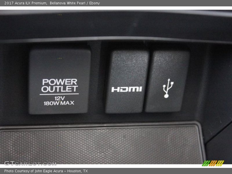 Bellanova White Pearl / Ebony 2017 Acura ILX Premium