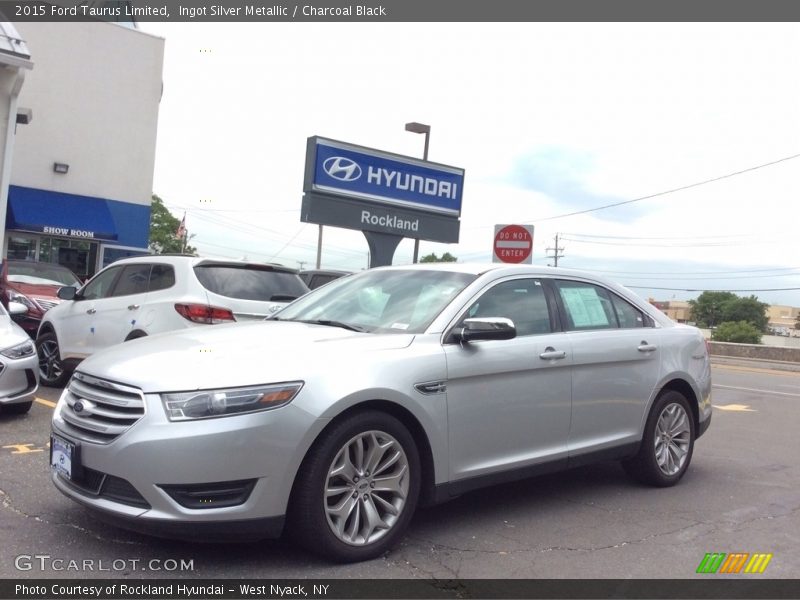Ingot Silver Metallic / Charcoal Black 2015 Ford Taurus Limited