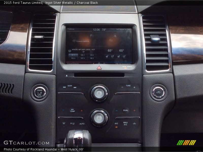 Ingot Silver Metallic / Charcoal Black 2015 Ford Taurus Limited