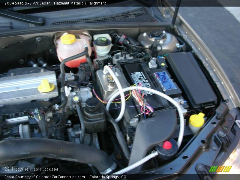 Hazlenut Metallic / Parchment 2004 Saab 9-3 Arc Sedan