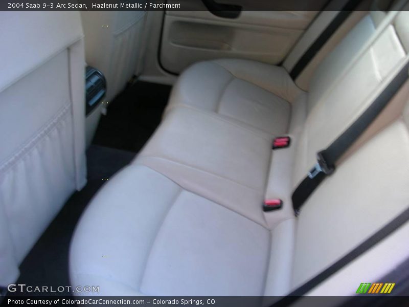 Hazlenut Metallic / Parchment 2004 Saab 9-3 Arc Sedan