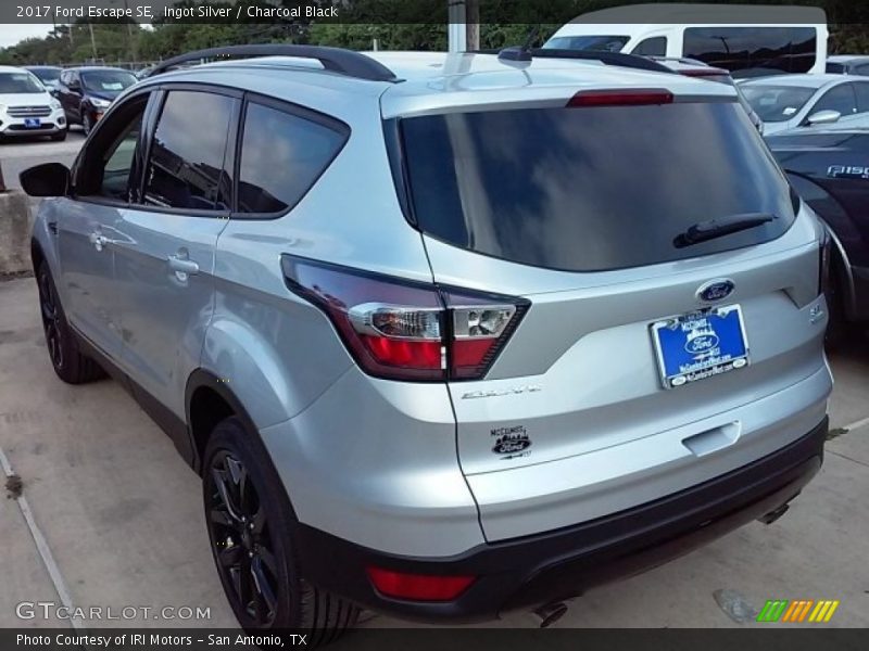Ingot Silver / Charcoal Black 2017 Ford Escape SE