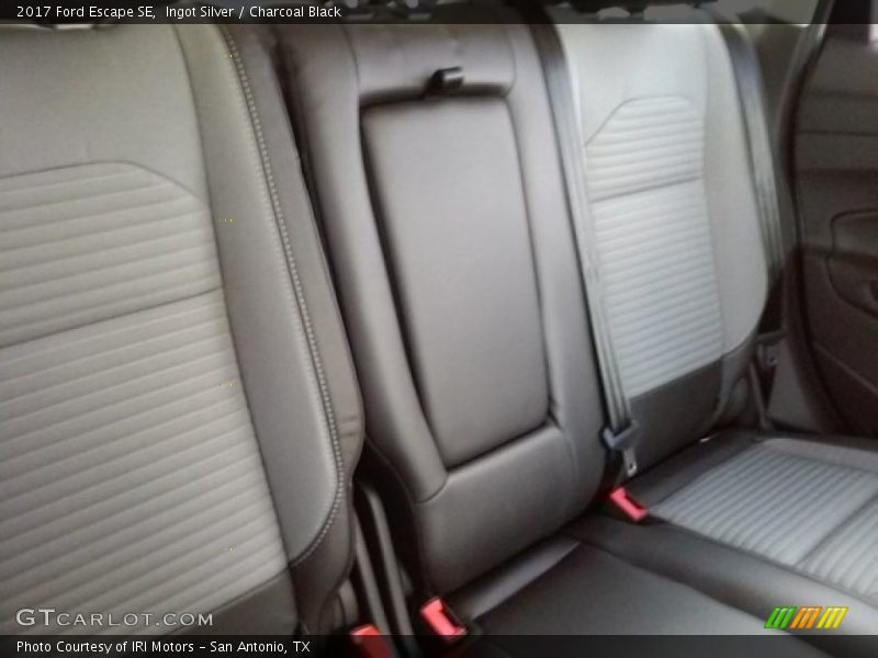 Ingot Silver / Charcoal Black 2017 Ford Escape SE