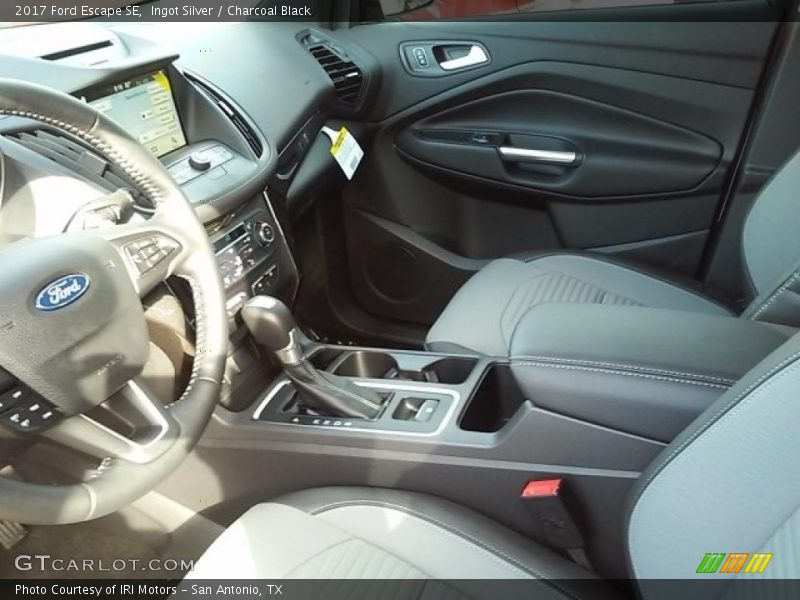 Ingot Silver / Charcoal Black 2017 Ford Escape SE