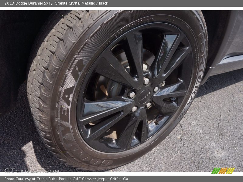 Granite Crystal Metallic / Black 2013 Dodge Durango SXT