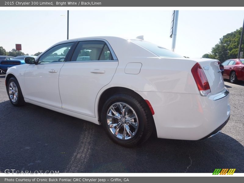 Bright White / Black/Linen 2015 Chrysler 300 Limited