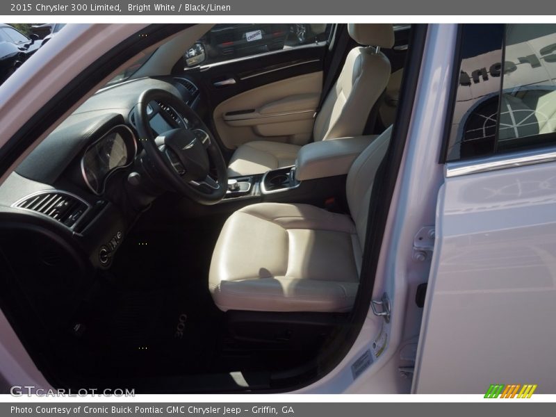 Bright White / Black/Linen 2015 Chrysler 300 Limited