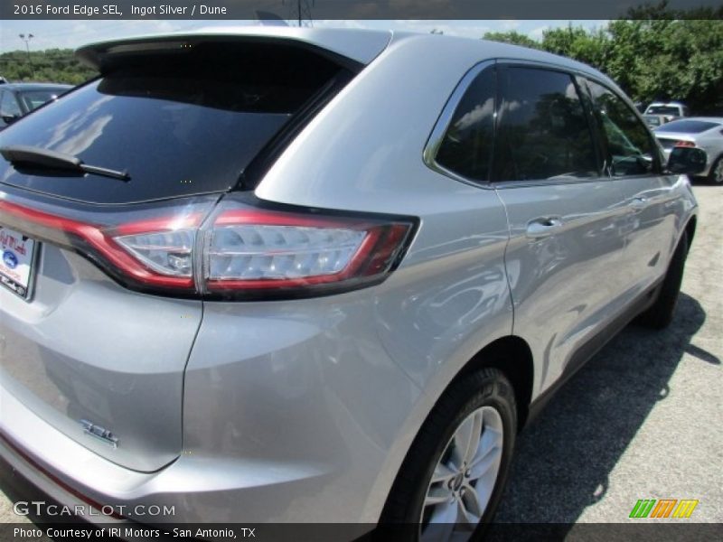 Ingot Silver / Dune 2016 Ford Edge SEL