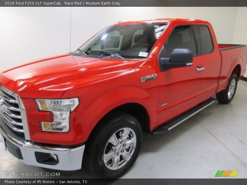 Race Red / Medium Earth Gray 2016 Ford F150 XLT SuperCab
