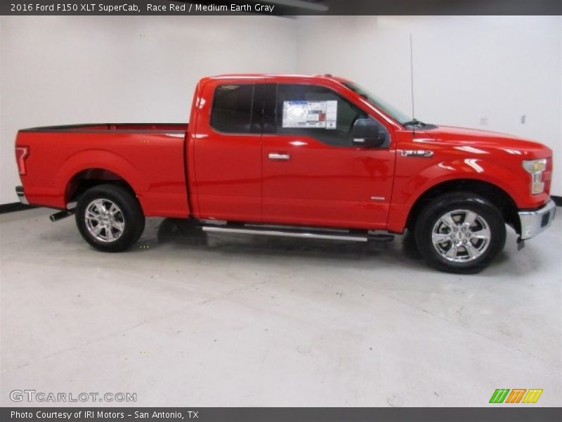 Race Red / Medium Earth Gray 2016 Ford F150 XLT SuperCab