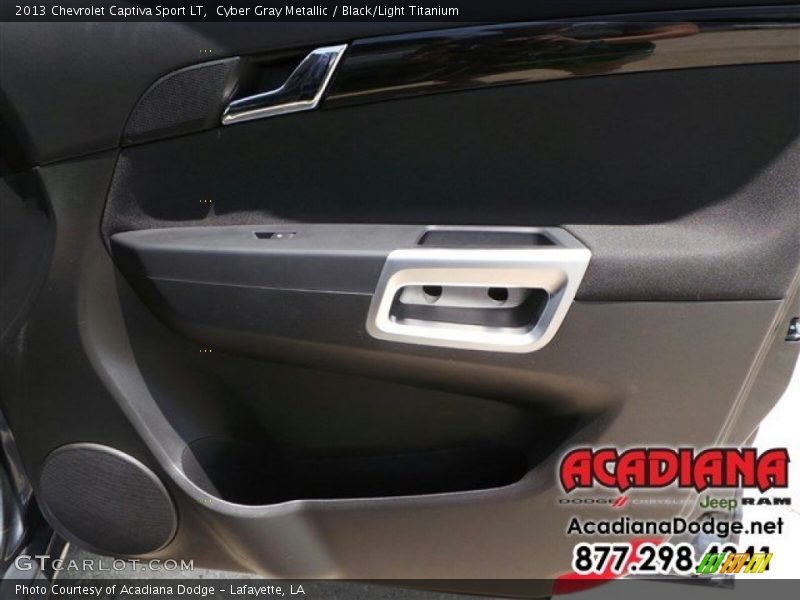 Cyber Gray Metallic / Black/Light Titanium 2013 Chevrolet Captiva Sport LT