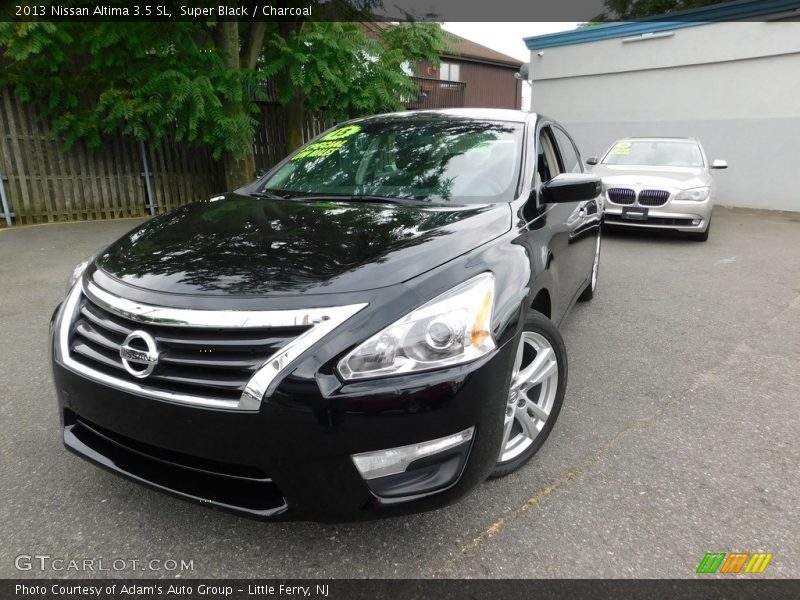 Front 3/4 View of 2013 Altima 3.5 SL