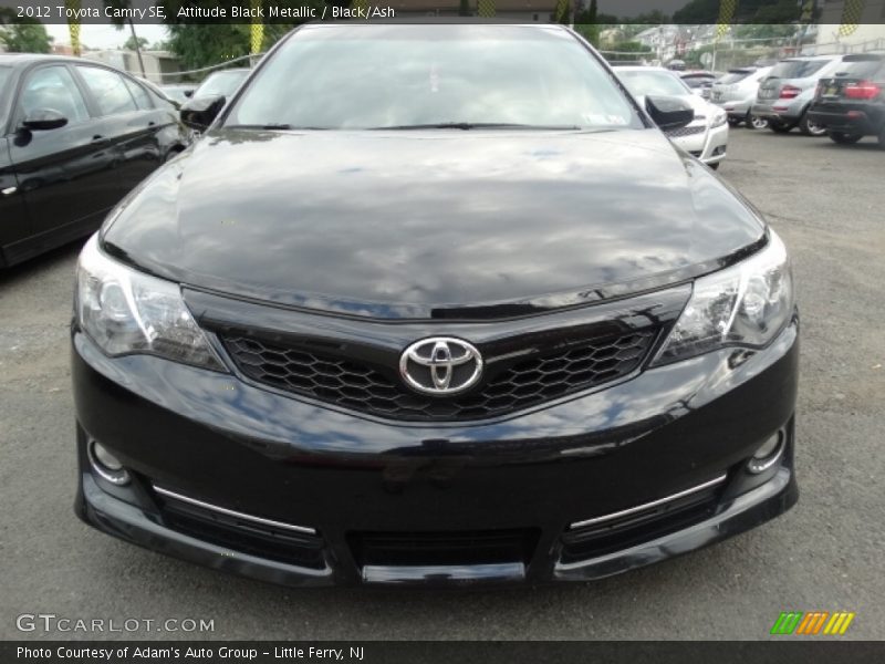 Attitude Black Metallic / Black/Ash 2012 Toyota Camry SE